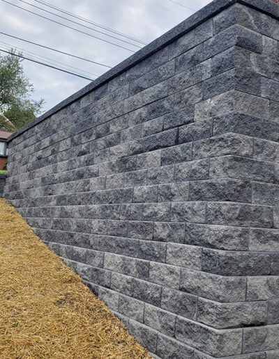 McGinn Landscaping - Versa-Lok Slate Blend Retaining Wall